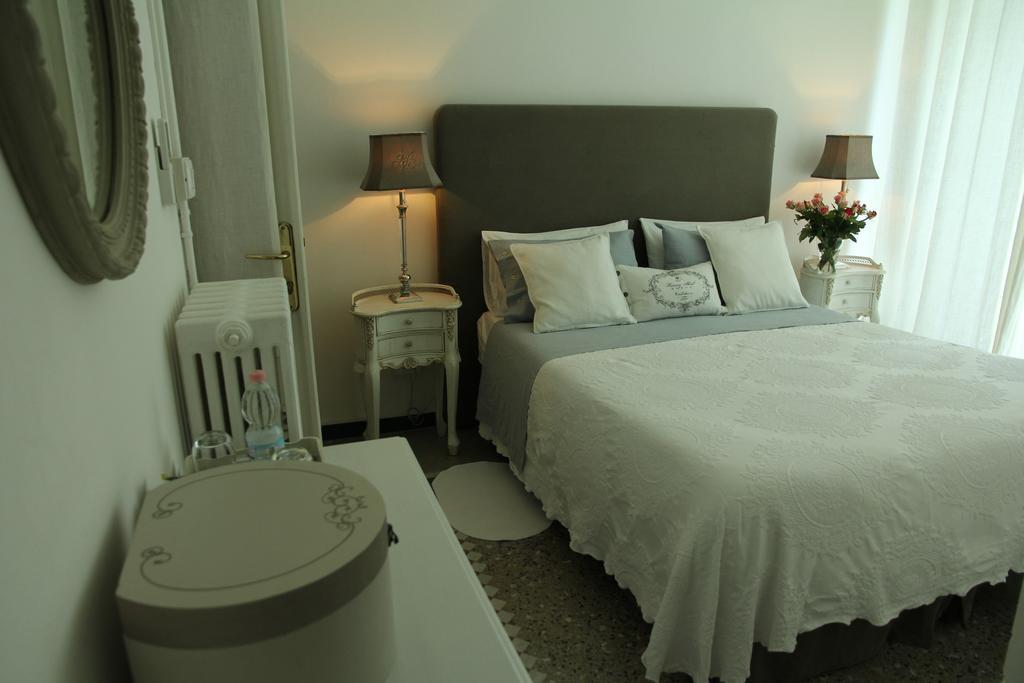 B&B Piazza Italia Сестрі-Леванте Екстер'єр фото